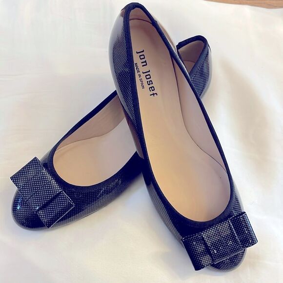 JON JOSEF BEAUTIFUL BALLET FLATS. BOW FRONT. NEW IN BOX - Picture 1 of 10